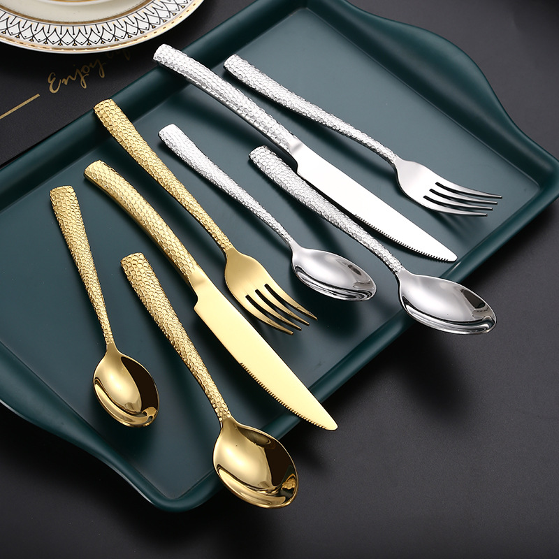 European style four piece Western cutlery set, stainless steel thickened gold-plated, scaly design, steak knives, forks, spoons all in one!